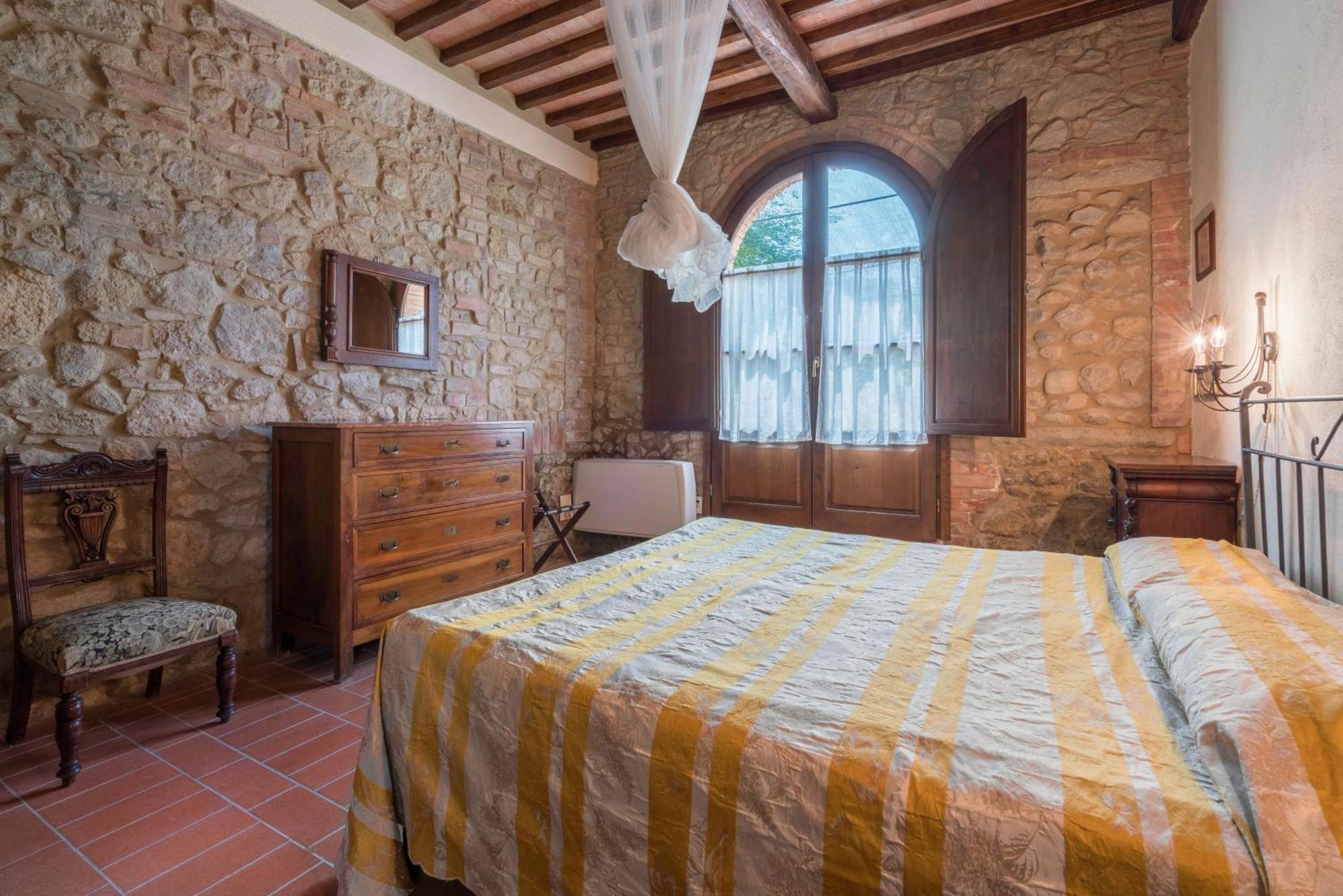 Santo Pietro Aparthotel