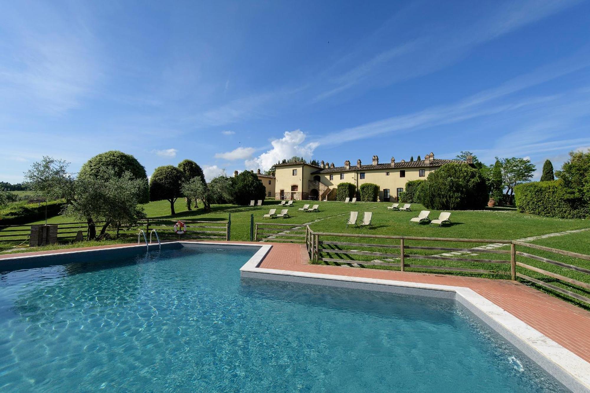 Santo Pietro Aparthotel San Gimignano